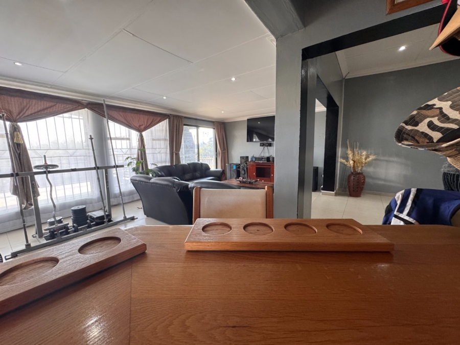 7 Bedroom Property for Sale in Deneysville Free State